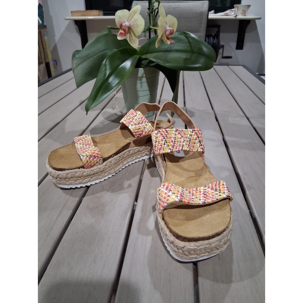 Steve Madden Jaklin Multi Platform Sandal Size 8 Imperfections SB6